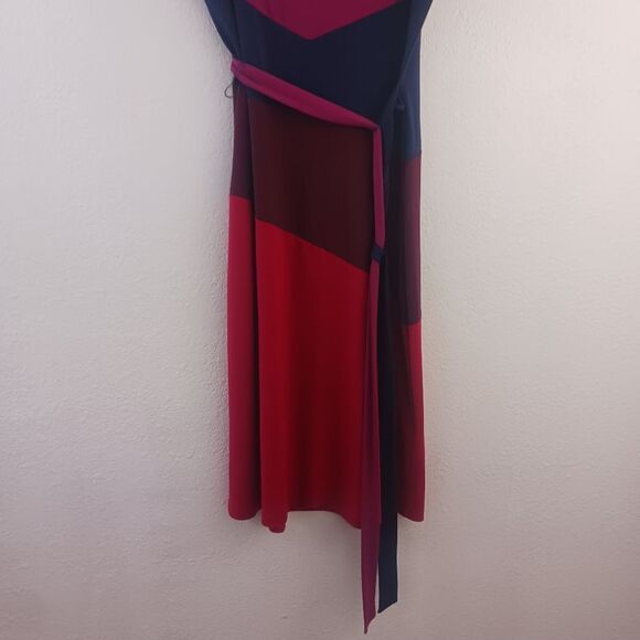 BCBG color block wrap-style dress size XS - Picture 6 of 8
